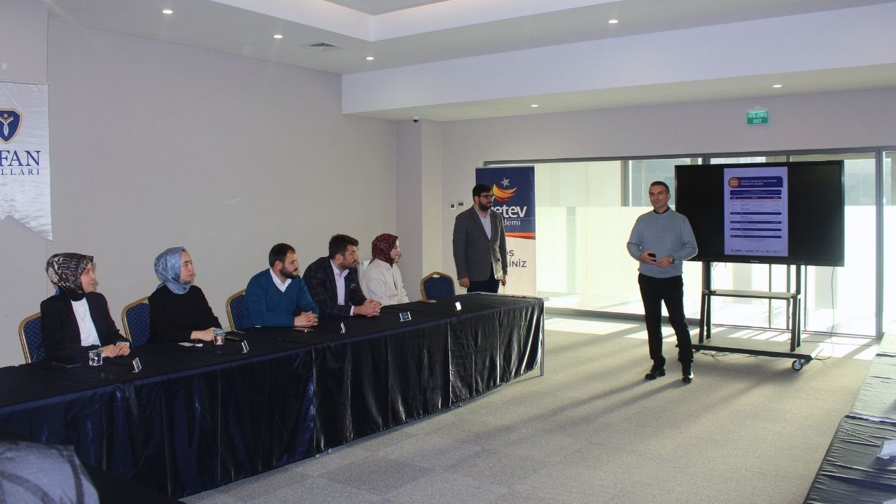 Eğitim Liderleri Programı