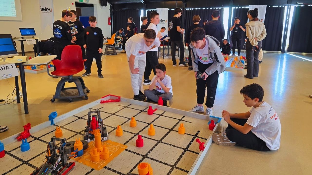 VEX Robotics Şampiyonasına Doğru