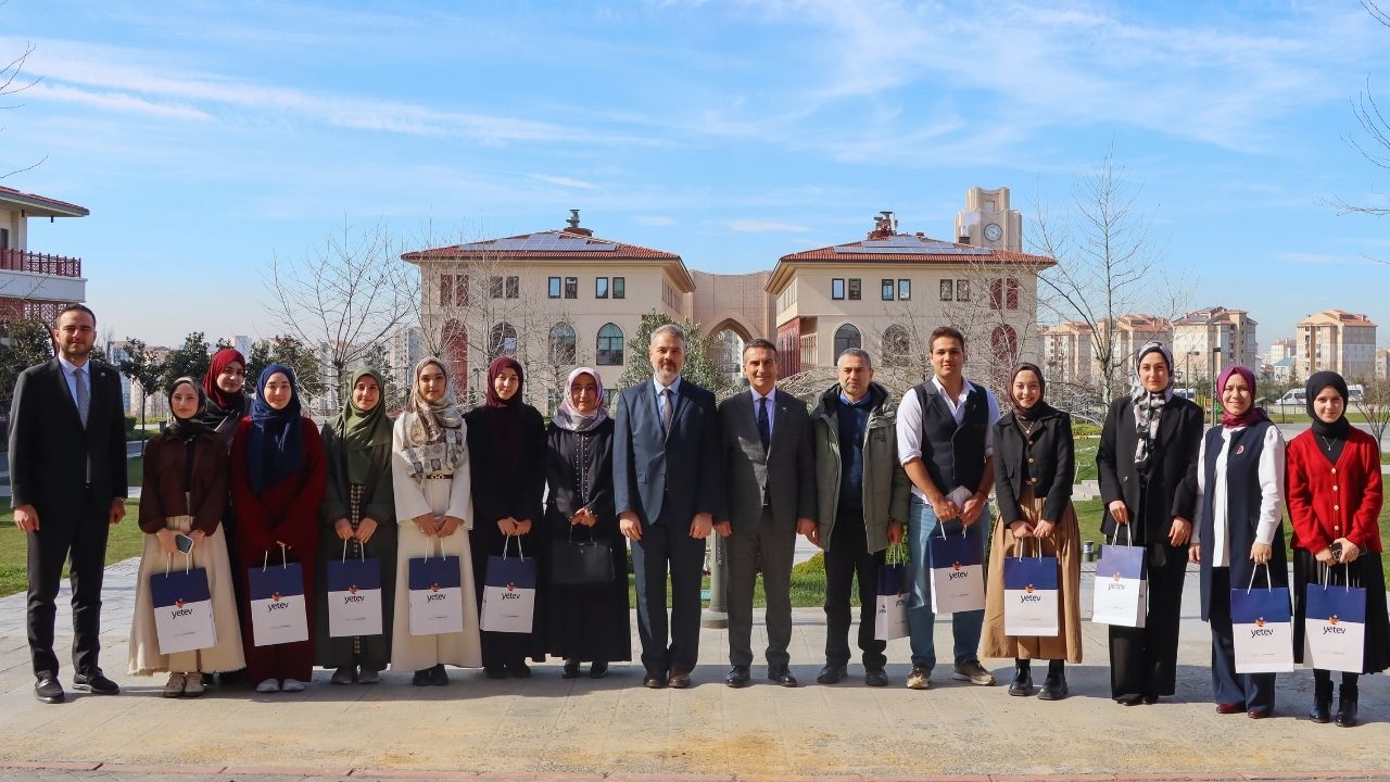 YETEV Okulları ve İbn Haldun Üniversitesi Arasında Montessori Eğitimi İş Birliği