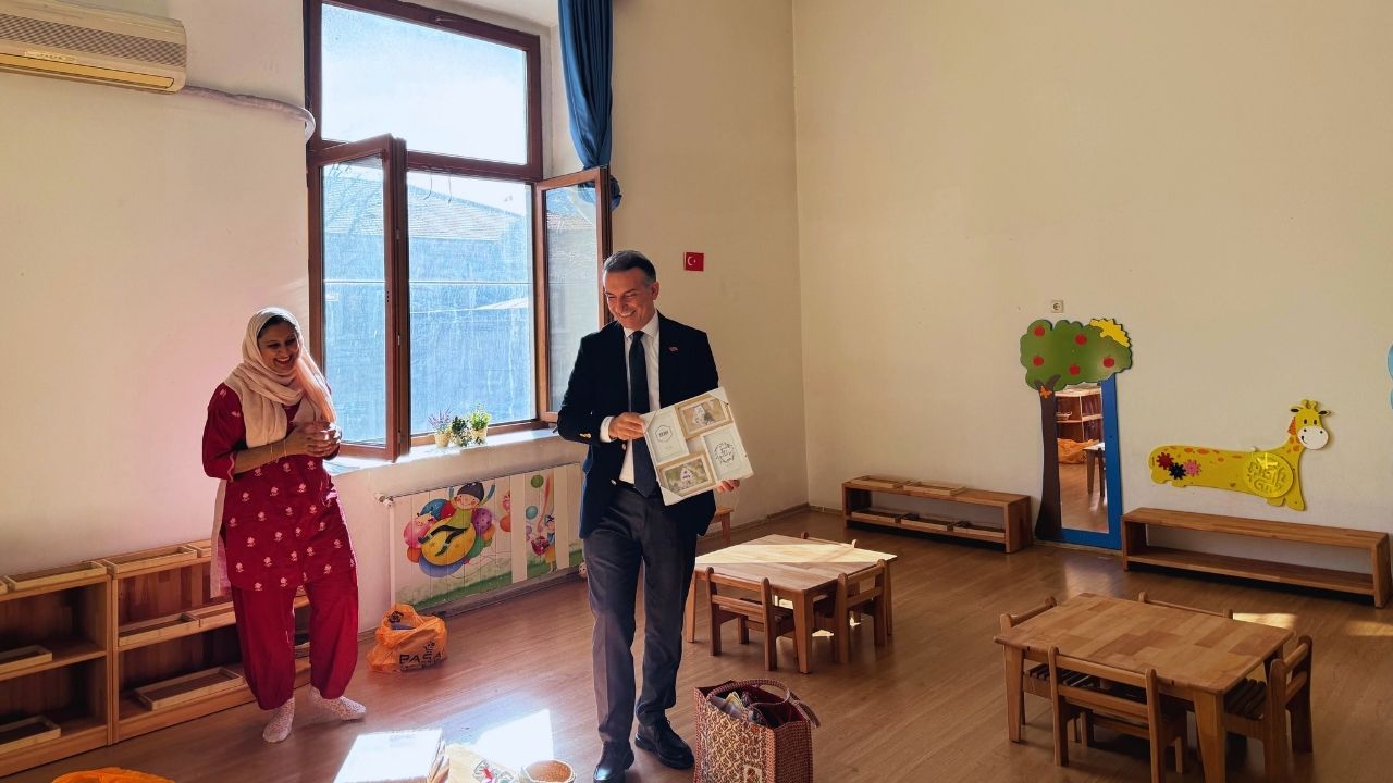 YETEV Okulları’ndan Darülaceze’ye Anlamlı Destek