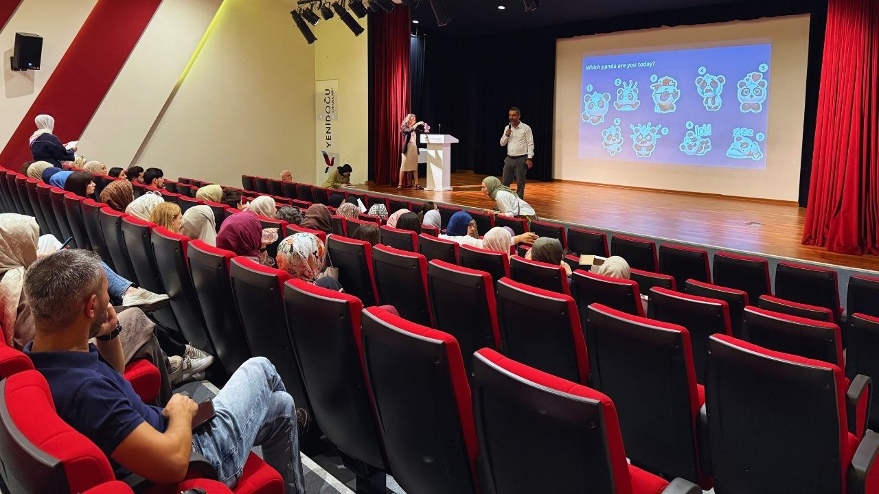 YETEV’den İngilizce Öğretmenlerine Yönelik Eğitim Programı